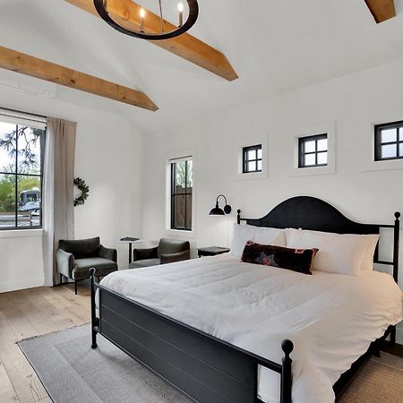 The Scout Boutique Cottages 시스터스 외부 사진