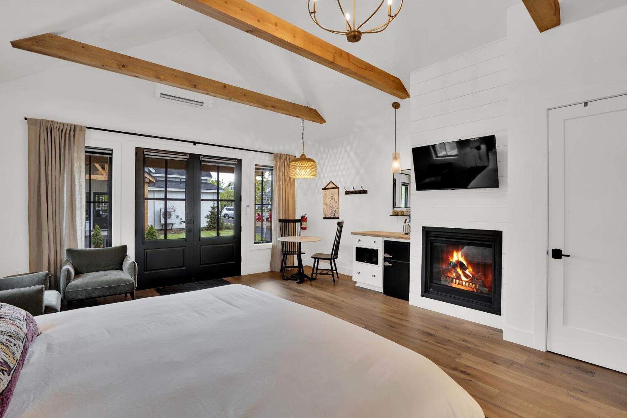 The Scout Boutique Cottages 시스터스 외부 사진