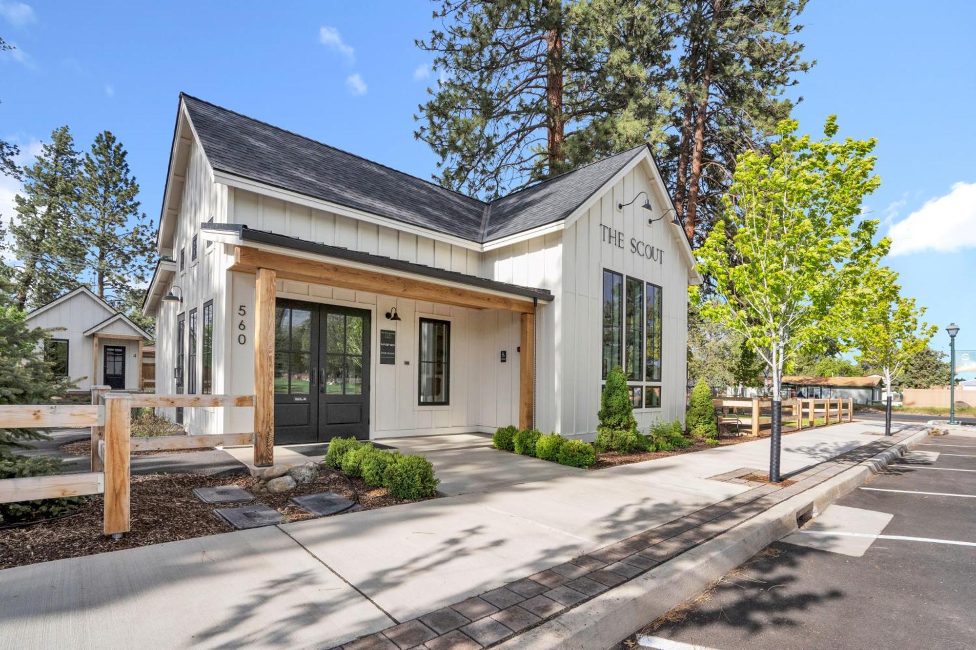 The Scout Boutique Cottages 시스터스 외부 사진