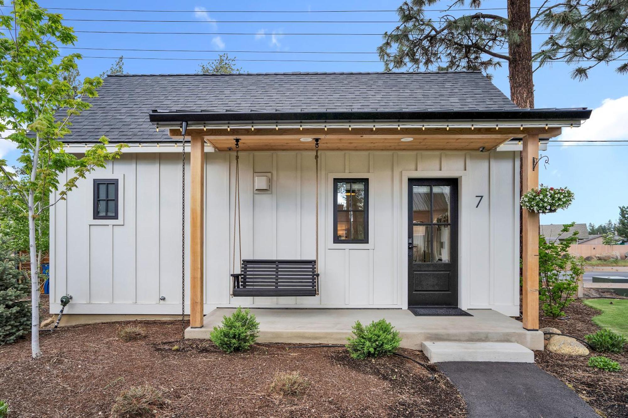 The Scout Boutique Cottages 시스터스 외부 사진