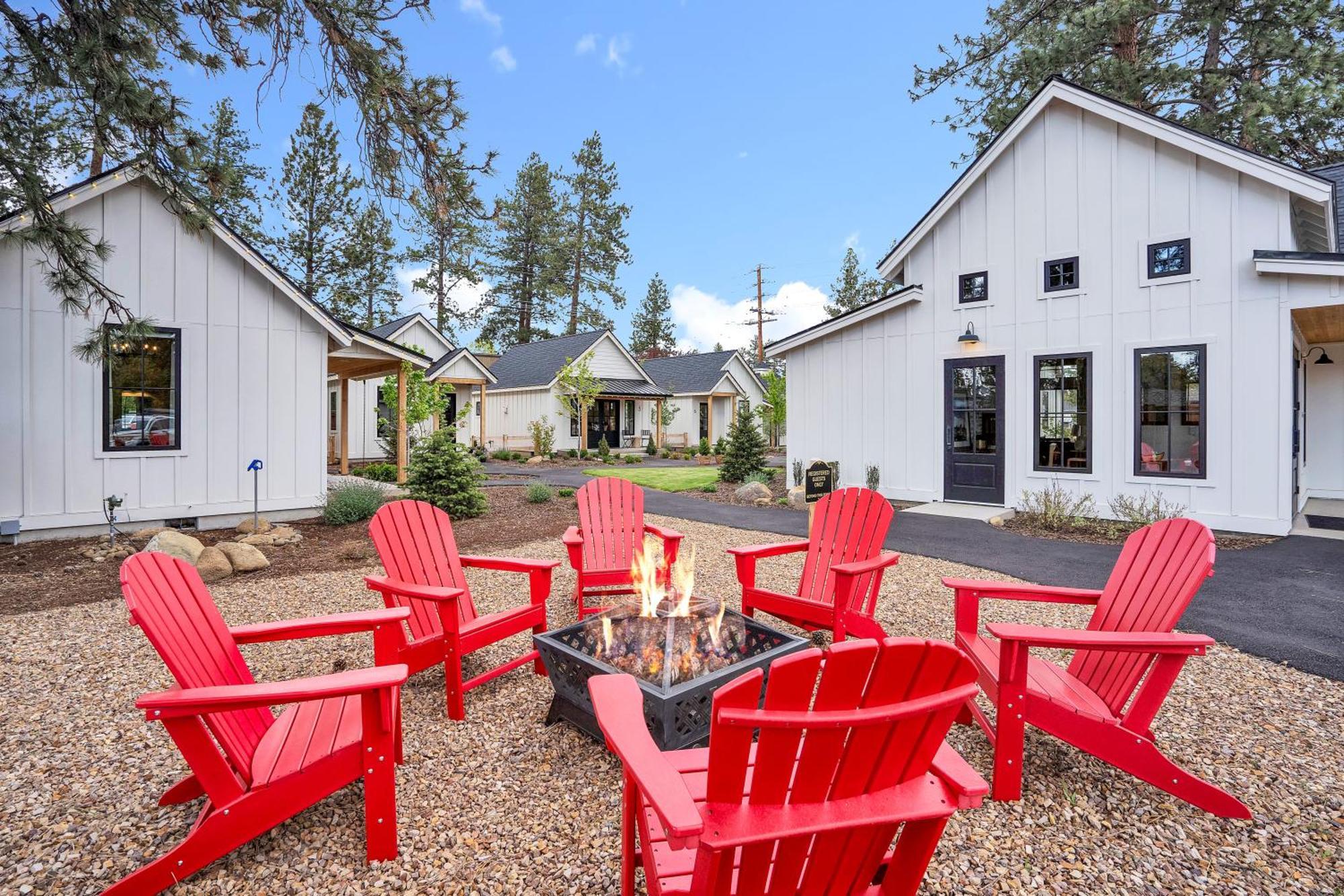 The Scout Boutique Cottages 시스터스 외부 사진